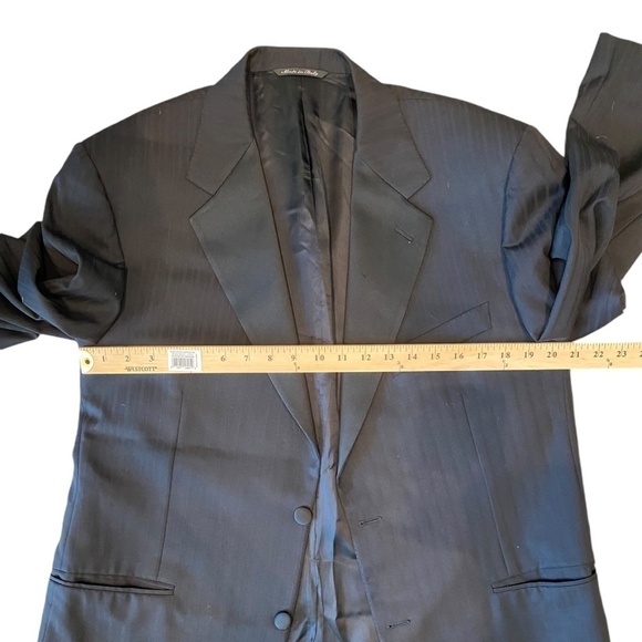 CANALI Men's Black Pinstripe 100% Wool Tuxedo Blazer in 54R - Picture 12 of 13